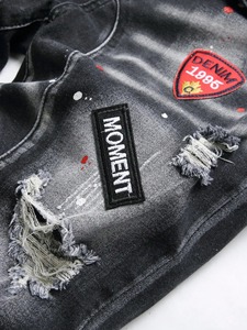 กางเกงขาสั้นผ้ายีนส์ฟอกระบายอากาศได้ดีระดับพรีเมี่ยมสำหรับ100% ผ้าฝ้ายพิมพ์ลายลำลองสไตล์ฮิปฮอปปาร์ตี้มีหมุดซักได้ - Product Image 4