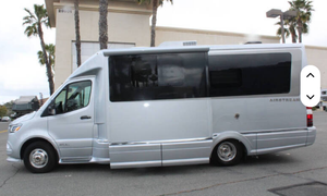 Usado - 2021 - Air-stream - Tommy Bahama - 24GT - Product Image 2