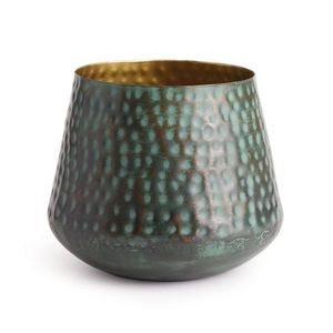 Vases à fleurs en fer forgé de fabrication artisanale élégante avec des motifs floraux en relief uniques pour des arrangements décoratifs haut de gamme - Product Image 3