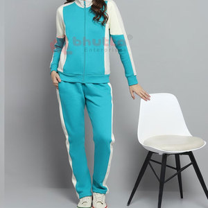 Survêtement décontracté grande taille pour femmes pour l'automne-hiver haute qualité Logo personnalisé respirant solide motif ensembles vente d'usine - Product Image 2