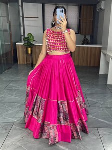 Último diseñador puro rayón algodón Kodi trabajo borde impreso Lehenga Choli por FabZone - Product Image 5