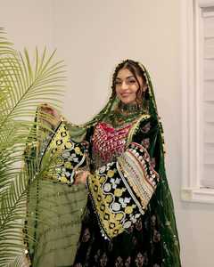 Venta al por mayor de las mujeres de moda Vestido de estilo afgano de longitud completa totalmente cosido fiesta boda Festival vestido acampanado para adultos - Product Image 3