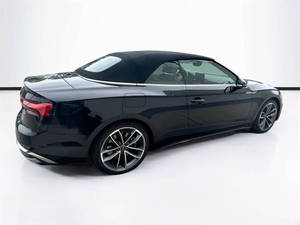 Audi A5 quattro Premium Plus 45 TFSI 2024, construido según estándares satisfactorios - Product Image 3