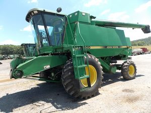 Cosechadora John Deere S680 de Calidad Premium Usada en Agricultura, Máquina de Cosecha de Granos y Yuca de Alta Productividad en Venta - Product Image 5
