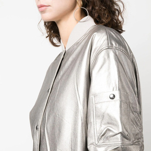 Chaqueta universitaria de satén para mujer, chaqueta universitaria de satén, ropa personalizada más vendida, chaqueta universitaria de satén para mujer - Product Image 6