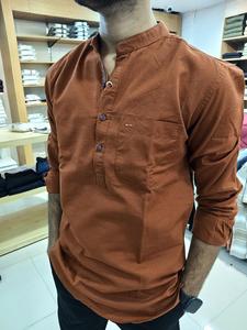 Chemise Homme Slim Fit Popover Marron Solide 100% Coton Été Style Décontracté Col Mandarin Droit Kurta pour l'été - Product Image 2