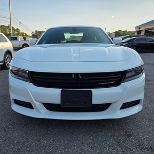 Sedán Deportivo de Gasolina de Alto Rendimiento 2023, Automático, 5 Plazas, Interior Premium, Motor Potente, Sin Accidentes - Product Image 1