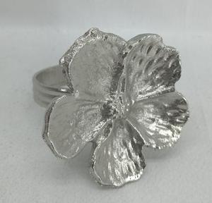 Argent Lilly Fleur Conception Partie Table Décoration Accessoires En Aluminium Moulé Porte-Serviette Anneaux Dîner Serviette Serviette Anneaux - Product Image 1