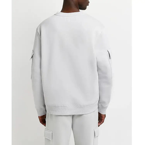 2025 haute qualité Logo personnalisé hommes formation Jogging ensemble gris col rond décontracté Cargo poche grande taille survêtement pour unisexe - Product Image 4