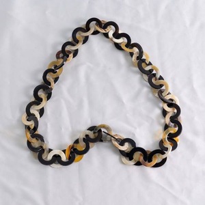 Collar con colgante de cuentas de cuerno clásico de búfalo genuino hecho a mano Unisex Artificial por Artesanías Javed - Product Image 6