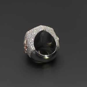 แหวนแต่งงานผู้ชายแบบฮิปฮอป ชุบทองคำขาว 925 ประดับเพชรโมอิสซาไนต์ VVS ระยิบระยับ ดีไซน์เกล็ดหิมะ - Product Image 4