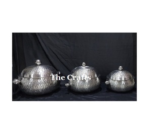 Marmite martelée en acier inoxydable de différentes tailles, couleur argent, marmite de qualité supérieure pour servir des aliments - Product Image 1