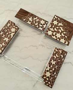 Ensemble de service alimentaire laqué fait à la main pour un Eid et un Ramadan élégants, plateau en bois luxueux avec incrustation de nacre et porte-chocolat en acrylique - Product Image 5