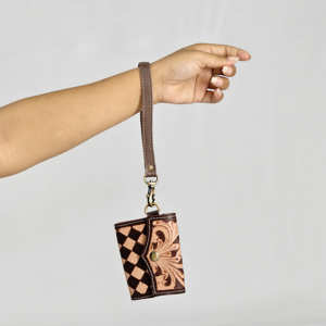Porta Pasaportes de Cuero Genuino con Diseño Floral Vintage, Patrón Geométrico, Cierre de Botón, Anti-Robo, Corto, Portátil, para Uso Diario - Product Image 2