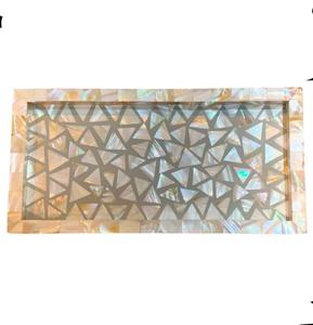 Mignon mini plateau Chancy fait à la main par un artisan talentueux en nacre, plateau de table personnalisé en incrustation de coquillages pour servir le thé - Product Image 1