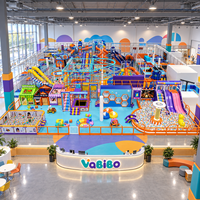 Vabibo Parc de jeux intérieur commercial : Labyrinthe vertical, filets d'escalade, tunnels à roulettes, sacs de frappe, équipement de jeu souple compact haute densité