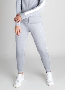 Conjunto de dos piezas ajustado personalizado para mujer Otoño Jogging Sudadera con capucha y pantalones de chándal de color sólido Cómodo chándal para ejercicio - Product Image 3