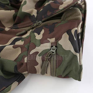 เสื้อแจ็คเก็ตยุทธวิธีคุณภาพสูงขายดีสำหรับผู้ชาย สีและขนาดที่ปรับแต่งได้ ผ้าฝ้าย/โพลีเอสเตอร์ บริการโลโก้แบบกำหนดเอง OEM/ODM - Product Image 5