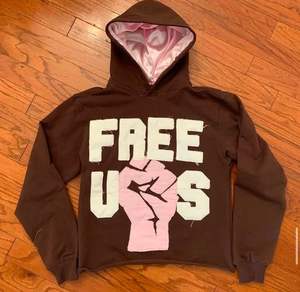 Catégorie Vêtements et accessoires>>Vêtements pour hommes>>Sweats à capuche et sweat-shirts pour hommes - Product Image 4