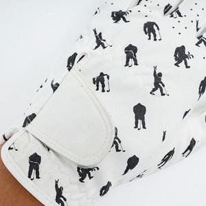 Guantes de golf de cuero Cabretta de alta calidad Cómodo agarre de lluvia para mano izquierda derecha Ajuste para todo tipo de clima Precio bajo para uso deportivo - Product Image 6