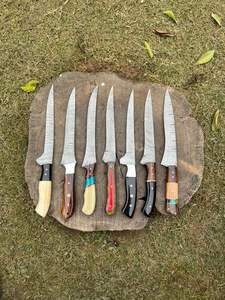 Cuchillo de Cocina Santoku Profesional de Acero Damasco de 6.9 Pulgadas, Acero Inoxidable con Alto Contenido de Carbono, Mango de Madera Pakka, Cuchillo para Filetear - Product Image 2