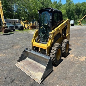 ราคาที่ดีที่สุดสำหรับรถตักล้อยาง CAT 226D3 สำหรับงานหนัก พร้อมมอเตอร์หลักและส่วนประกอบปั๊ม จัดส่งรวดเร็ว คุณภาพพรีเมียม - Product Image 2