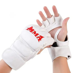 Gants MMA pour hommes en cuir artificiel fabriqués au Pakistan Meilleur prix 2025 Gants MMA pour hommes en cuir à demi-doigts personnalisés - Product Image 2