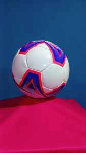 Ballon de football entièrement personnalisé Ballon de football de taille officielle Ballon de football professionnel en cuir sur mesure - Product Image 4