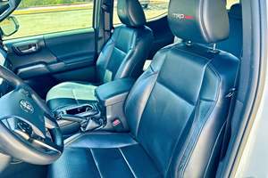 TOYOTA TACOMA TRD PRO DOUBLE CAB 4×4 2020 D'OCCASION (LHD/RHD) - Product Image 4