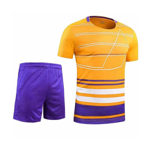 Vêtements de tennis respirants en polyester sublimé personnalisés uniformes unisexes de tennis de table et de badminton ensembles de t-shirts et de shorts de sport pour femmes - Product Image 2