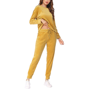 Ensemble de vêtements de sport en velours d'hiver décontracté pour femmes taille XS sweats à capuche imprimés solides avec pantalon élastique et hauts longs Offres Spéciales - Product Image 2