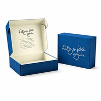 Boîte d'expédition en carton ondulé personnalisée de luxe, bleu roi avec intérieur crème, emballage cadeau mat romantique en gros