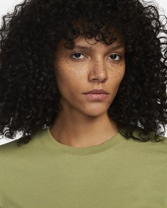 2024 vente en gros vêtements pour femmes automne et hiver nouveau rétro col rond à manches courtes haut fille imprimé T-Shirt - Product Image 3