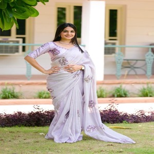 Vêtements Occasionnels Jute Organza Avec Paillettes Broderie Saree Indien Exportateur et Fournisseur Mode Féminine - Product Image 1