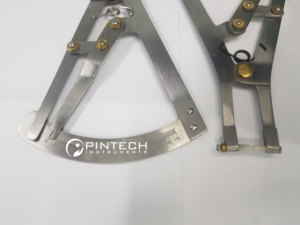 Calibrador de herramientas de laboratorio óptico de mordazas profundas y extra anchas con grosor de lente de mordazas inclinadas para instrumentos ópticos - Product Image 4