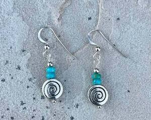 Nouveauté Boucles d'oreilles en pierre Larimar, sertie de laiton vintage, unisexe, certifiées IGI, bouddhistes Surgyan Saini, pour mariage - Product Image 3