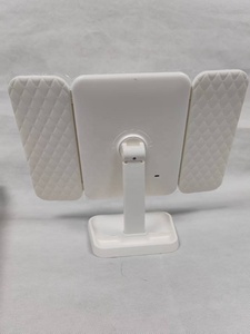 Bàn đèn Ba Mặt gấp cảm biến cảm ứng 180 độ xoay Vanity Magnifying LED có thể gập lại make up gương - Product Image 3