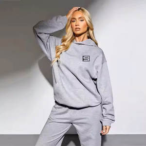 Venta al por mayor de gran tamaño de hombro caído de dos piezas con capucha y traje de pantalón para mujer de alta calidad chándal personalizado perfecto para el uso diario - Product Image 4