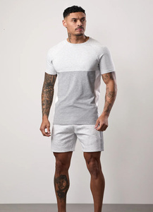 Short en polaire à panneaux contrastés pour hommes OEM Short gris léger à taille élastique avec 2 poches latérales en tissu doux pour hommes - Product Image 4