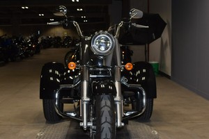 Tricycle moto Freewheeler neuf 2024-2025, prêt à être expédié porte à porte - Product Image 4