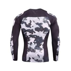 Vêtements d'été personnalisés à manches longues pour hommes, vêtements de protection solaire par compression en tissu sublimé pour adultes, vente en gros de vêtements de surf - Product Image 6