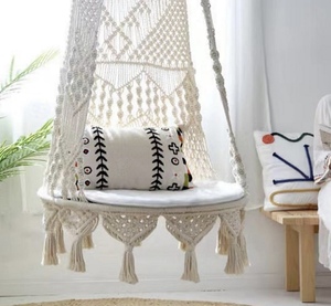 Silla Colgante de Macramé Bohemia 100% Hecha a Mano, Ecológica, Tejida a Mano con Cordón de Algodón, Forma Cuadrada, Montaje en Techo para Uso en Exteriores - Product Image 2