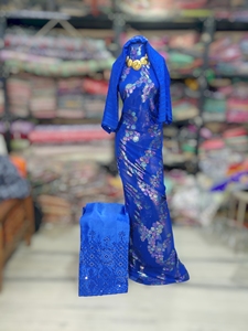 Dirac Fransawi multicolore rose avec châle bleu |   Robe traditionnelle somalienne de qualité supérieure pour les mariages et les fêtes - Product Image 3