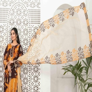 CIANA Conjunto de vestido de césped con estampado dorado de 3 piezas Ropa de fiesta informal de hermoso diseño Ropa larga diaria para indio paquistaní Hermosa - Product Image 4