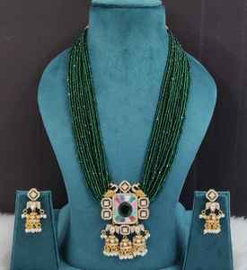 Juego de Aretes Estilo Jhumki con Moissanita, Cuentas Hidro y Diseño Único de Pavo Real Meenakari Italiano, Calidad Premium, Ideal para Toda Ocasión - Product Image 2