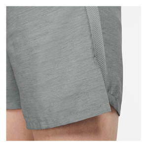 Shorts de basket-ball personnalisés pour hommes, shorts de sport de course à pied à la mode, vêtements de sport de couleur unie à motif uni - Product Image 5