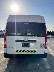 Phares neufs/d'occasion pour Toyota Hiace 2025 (spécifications GCC) à vendre - Product Image 3