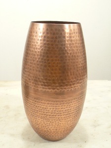 แจกันดอกไม้เหล็กตั้งพื้นสีดำ Patina - Product Image 3