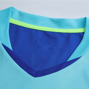 Uniforme de Fútbol de Manga Corta Transpirable con Logotipo Personalizado de Primera Calidad, Ropa Deportiva para Exteriores, Ropa de Fútbol de Venta Caliente - Product Image 3