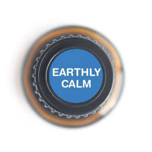 น้ำมันหอมระเหยบริสุทธิ์ 100% Earthly Calm ขนาด 15 มล. น้ำมันบำรุงผิวกายผสมทีทรี เลมอน และกาแฟ เพื่อผิวชุ่มชื้น กระชับ กระจ่างใส และบำรุงผิว - Product Image 2
